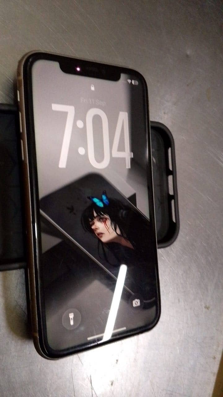 Apple iPhone 11 3