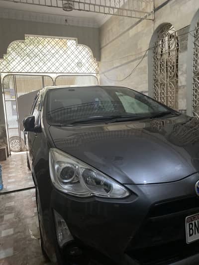 Toyota Aqua g push 2015 reg 2018 almost genuine