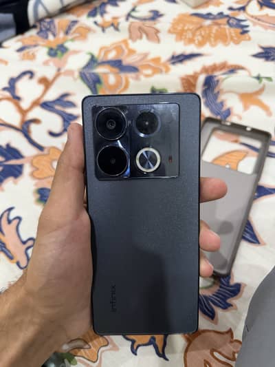 Infinix Note 40