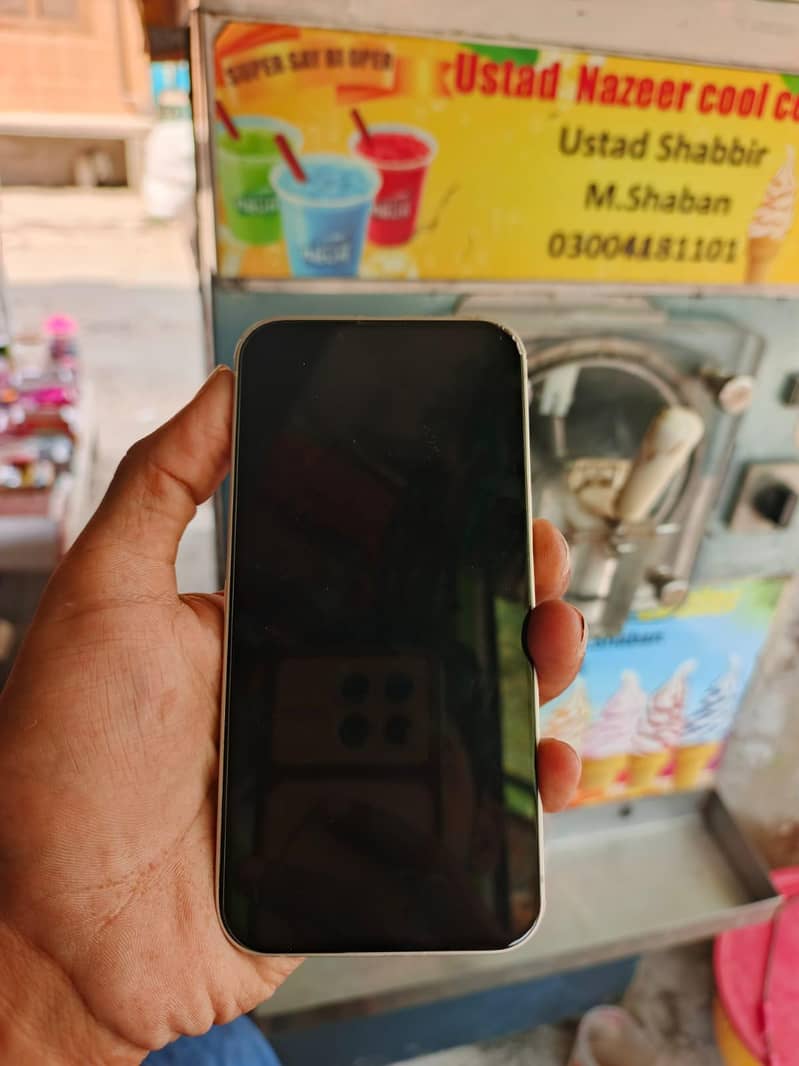 Apple iPhone 14 2