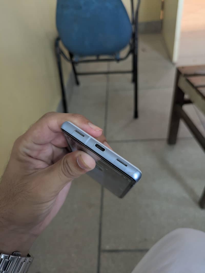 Google Pixel 7a 1