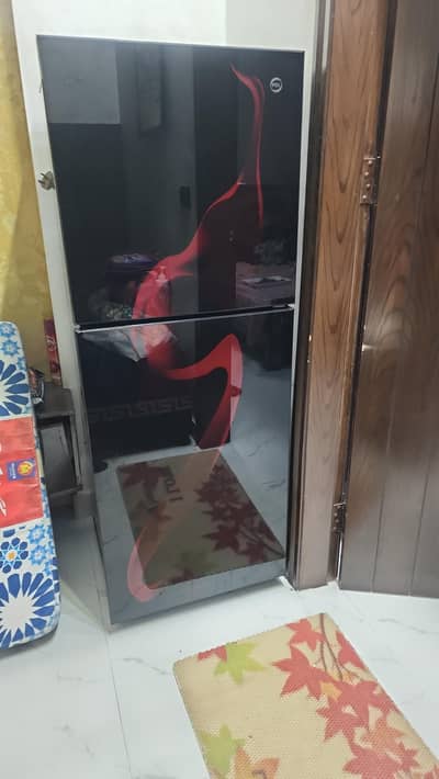 PEL red blaze glass door