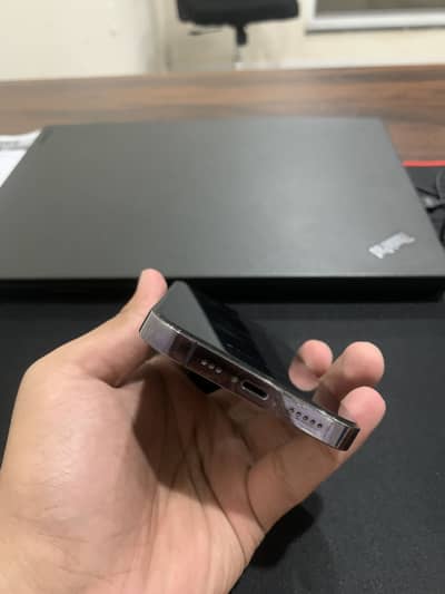 iPhone 14 pro jv 128 with box