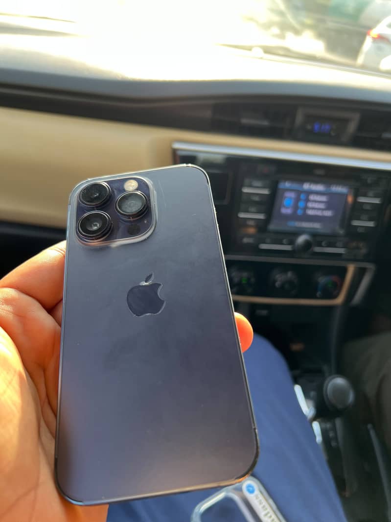 Apple iPhone 14 Pro 4