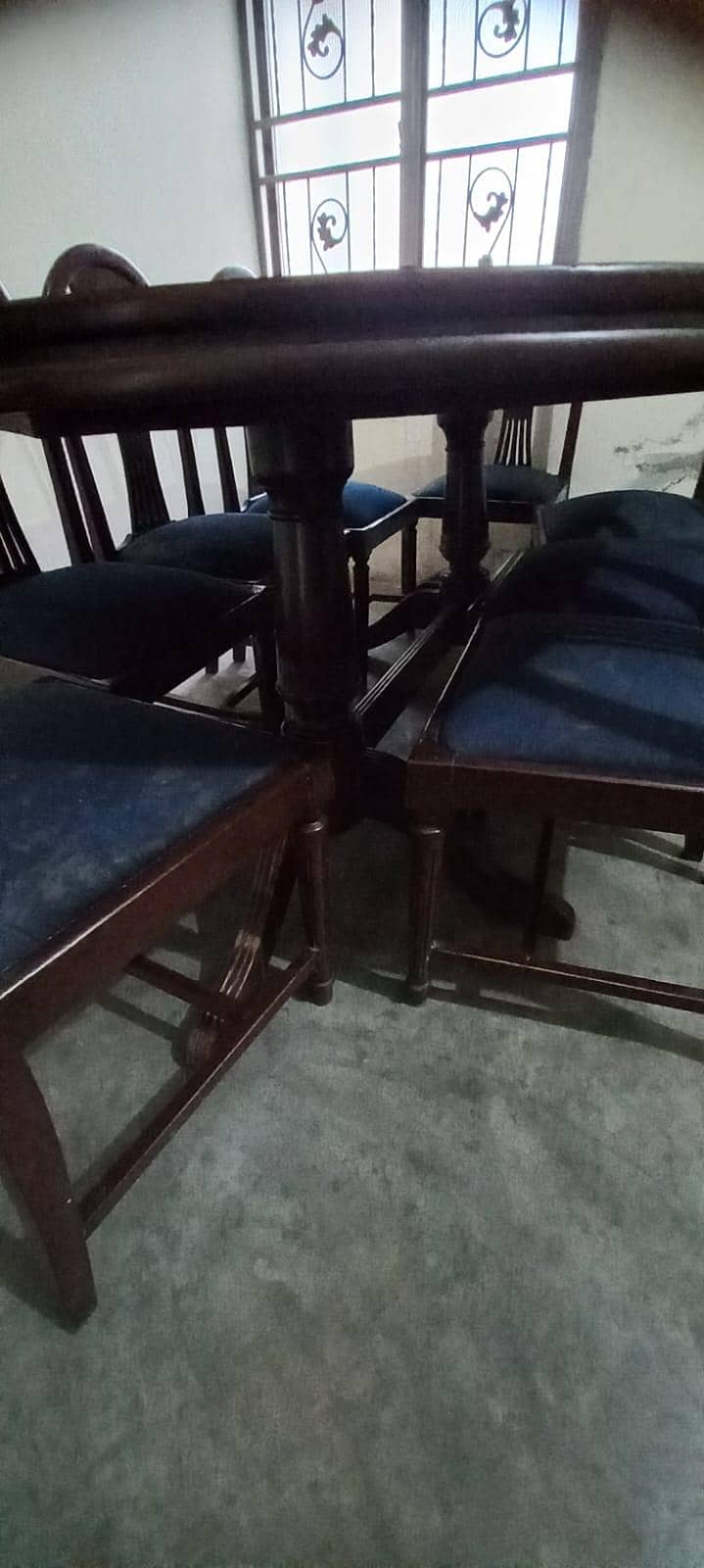 Dinning Table 3