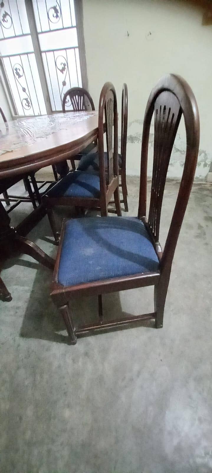 Dinning Table 6