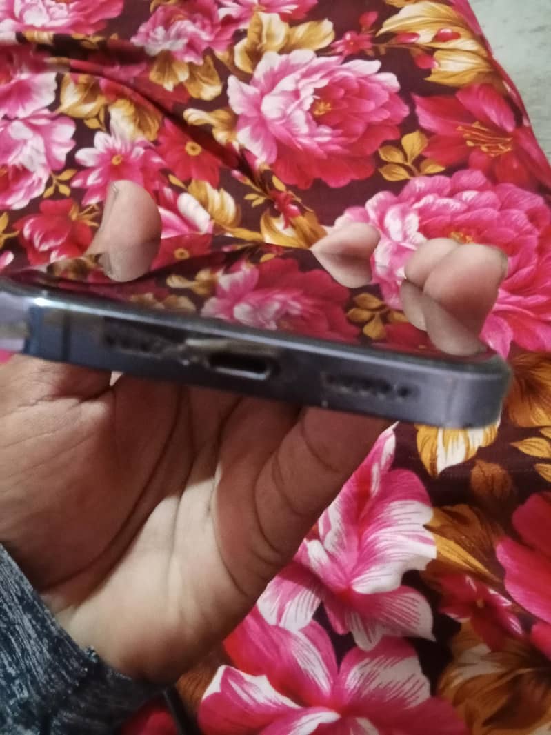 Apple iphone 13 pro 6