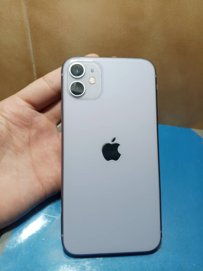 Apple iPhone 11 3