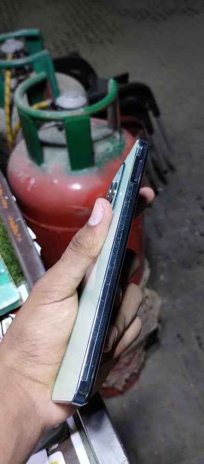 Infinix Hot 40