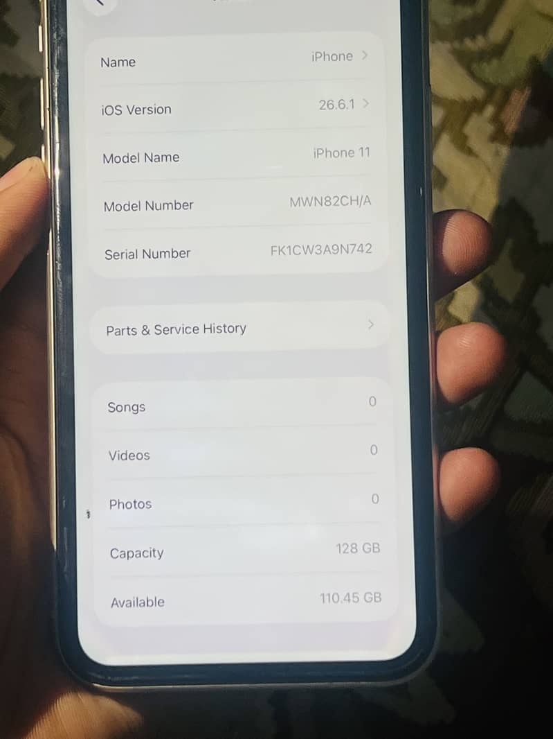 Apple iPhone 11 0