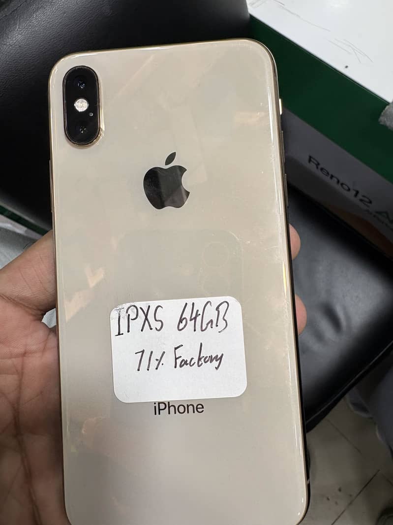 Apple iPhone XS 1