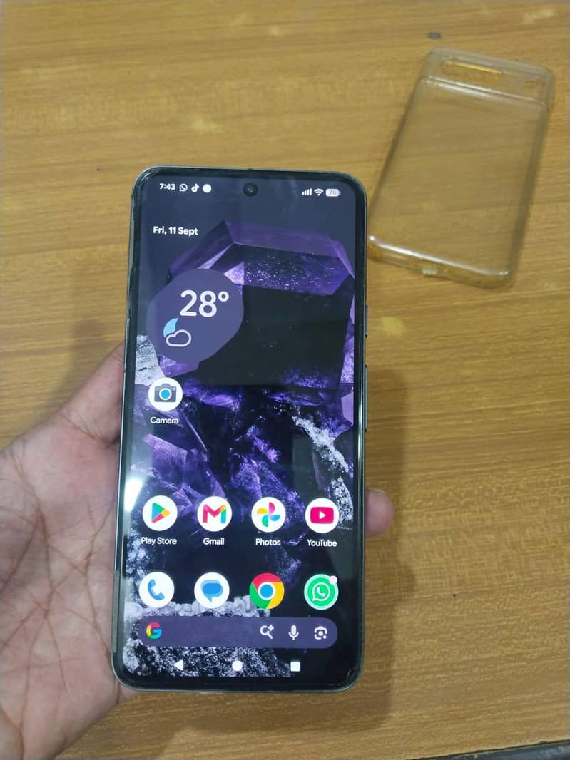 Google Pixel 8 2