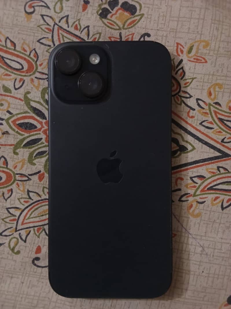 Apple iPhone 15 1