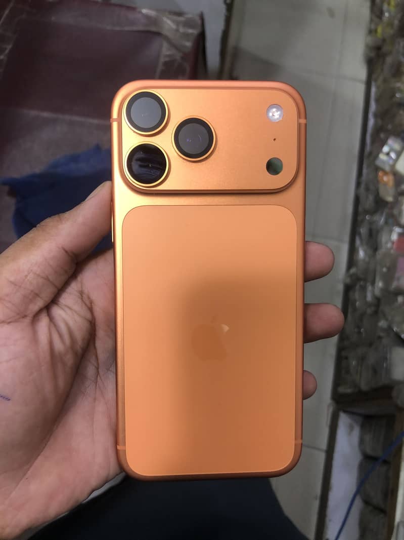Apple iPhone 17 Pro Max 0