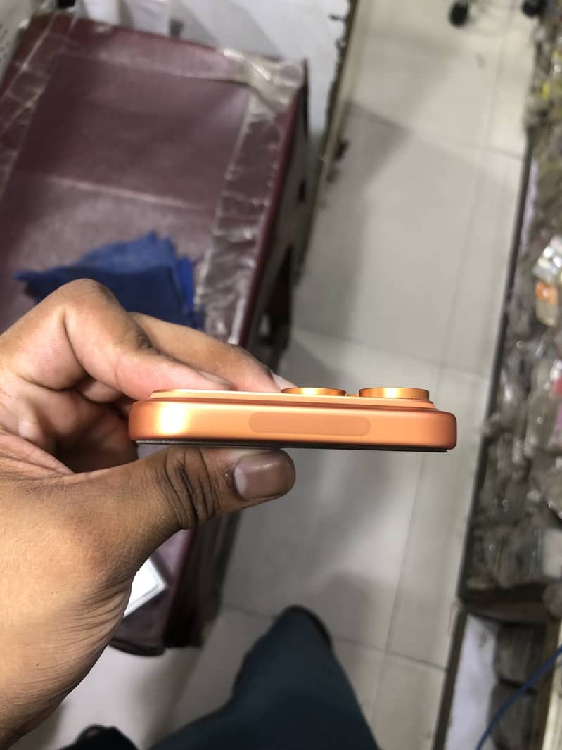 Apple iPhone 17 Pro Max 3