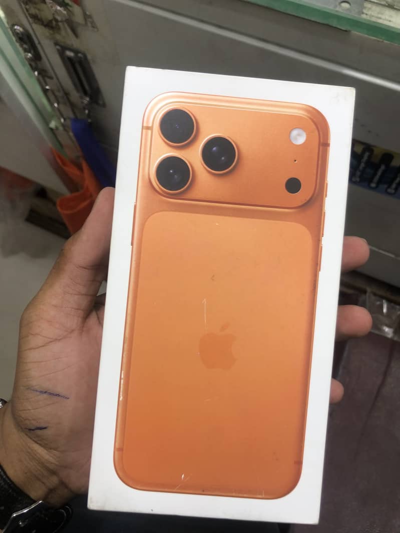 Apple iPhone 17 Pro Max 7