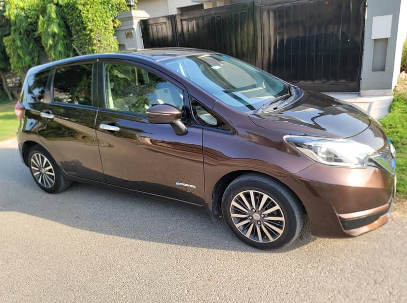 Nissan Note e power 0