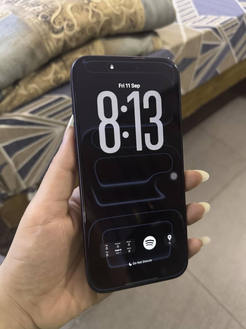 Apple iPhone 17 Pro Max 3