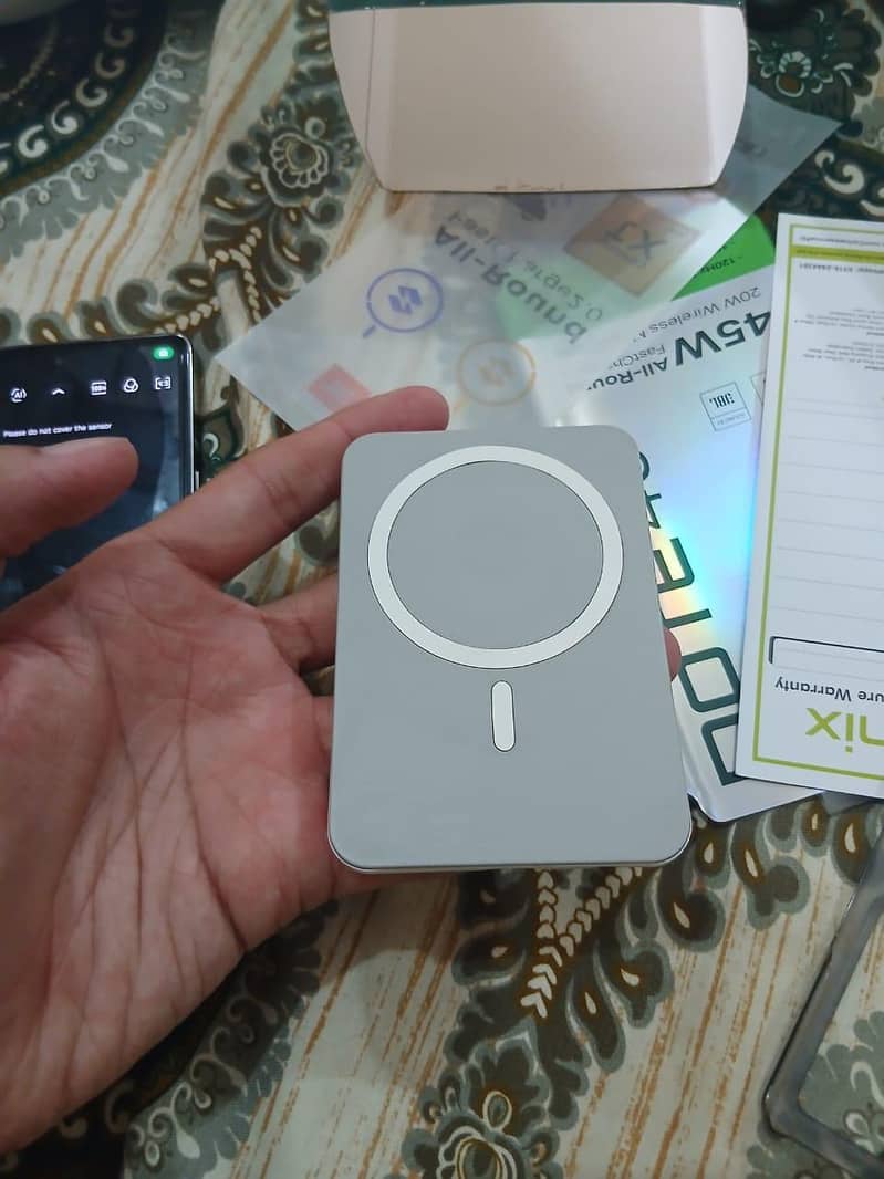 Infinix Note 40 5