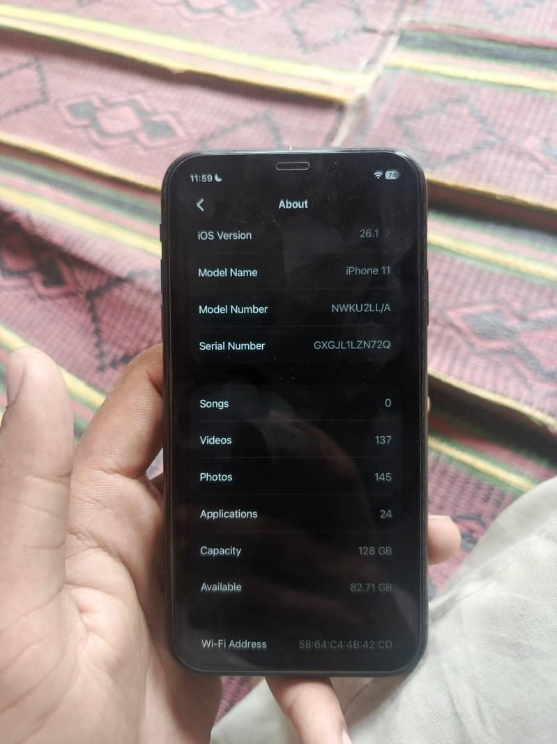 Apple iPhone 11 0