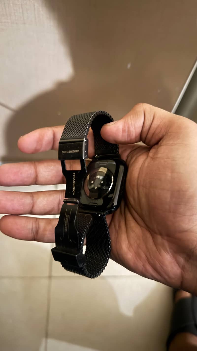 apple-watch-series-10-smart-watches-1119180613