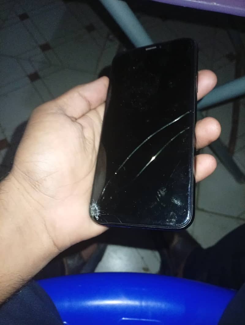 Apple iPhone X 0
