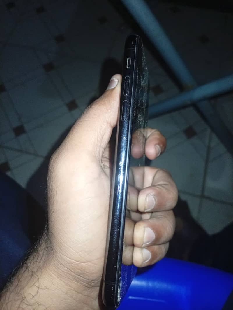 Apple iPhone X 1