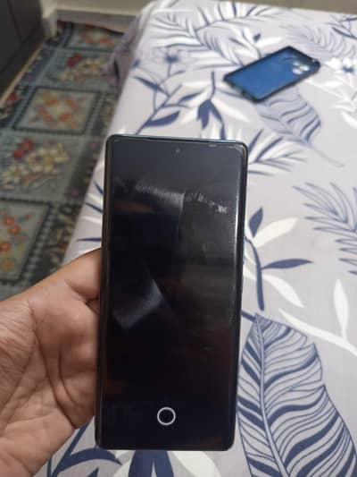 Vivo V30E