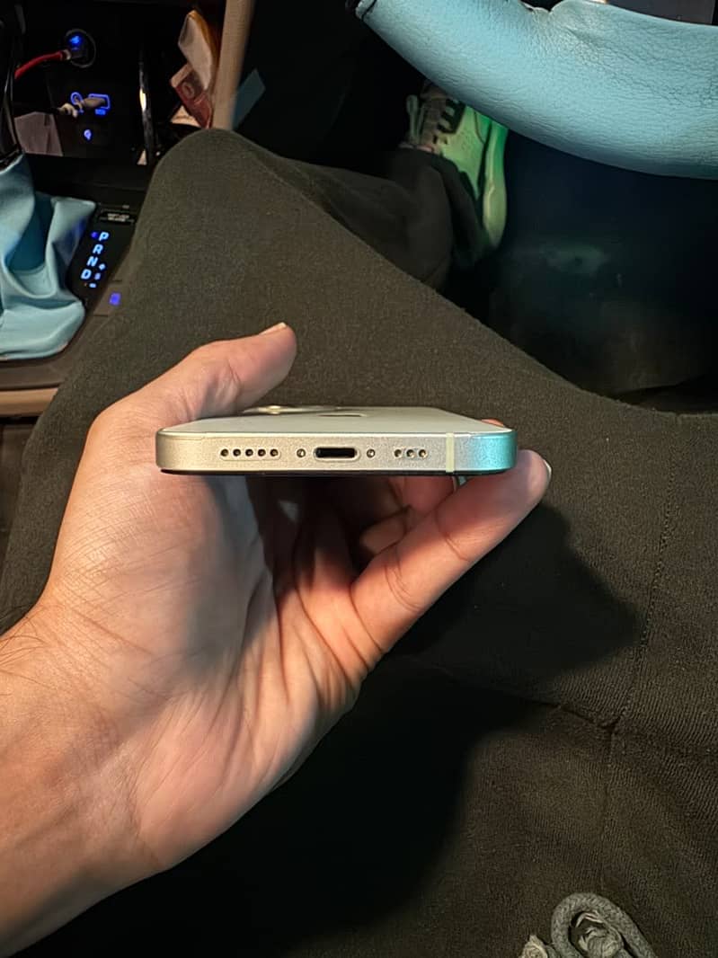 Apple iPhone 12 1