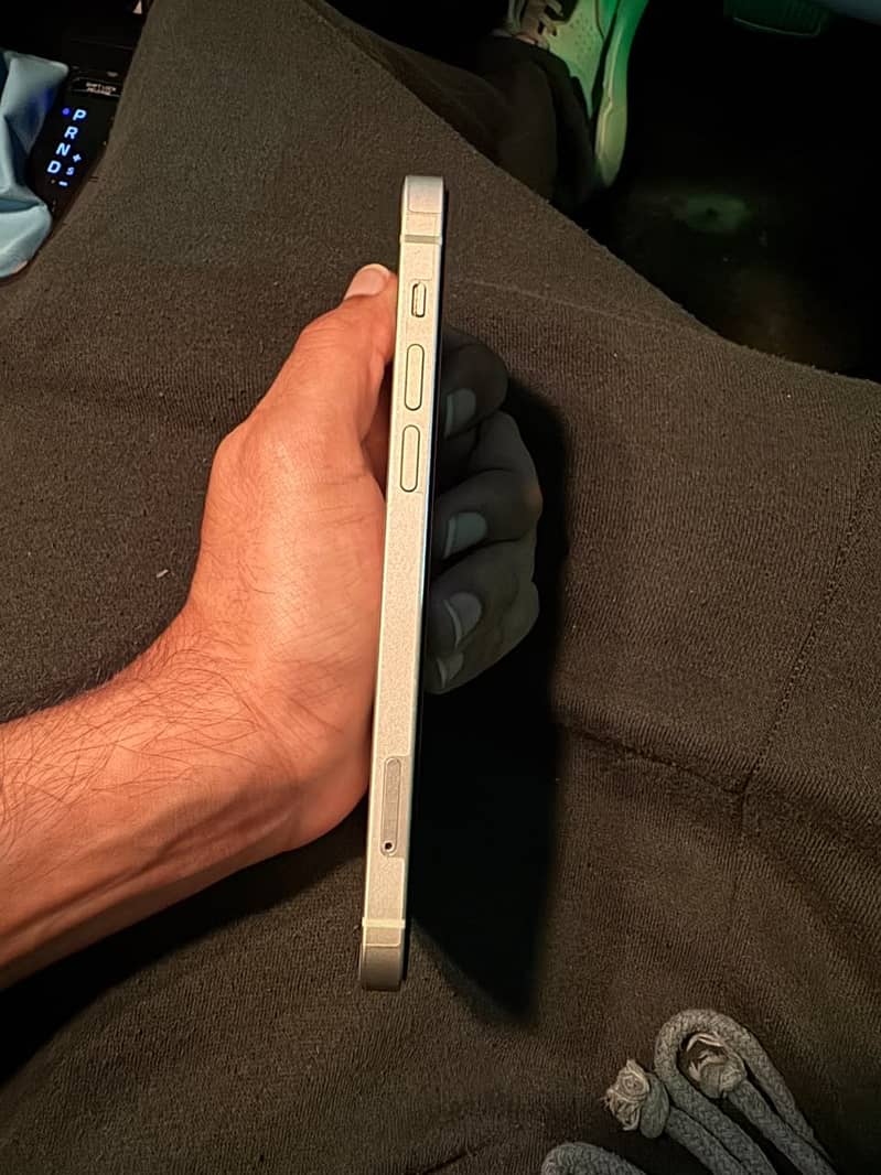 Apple iPhone 12 5