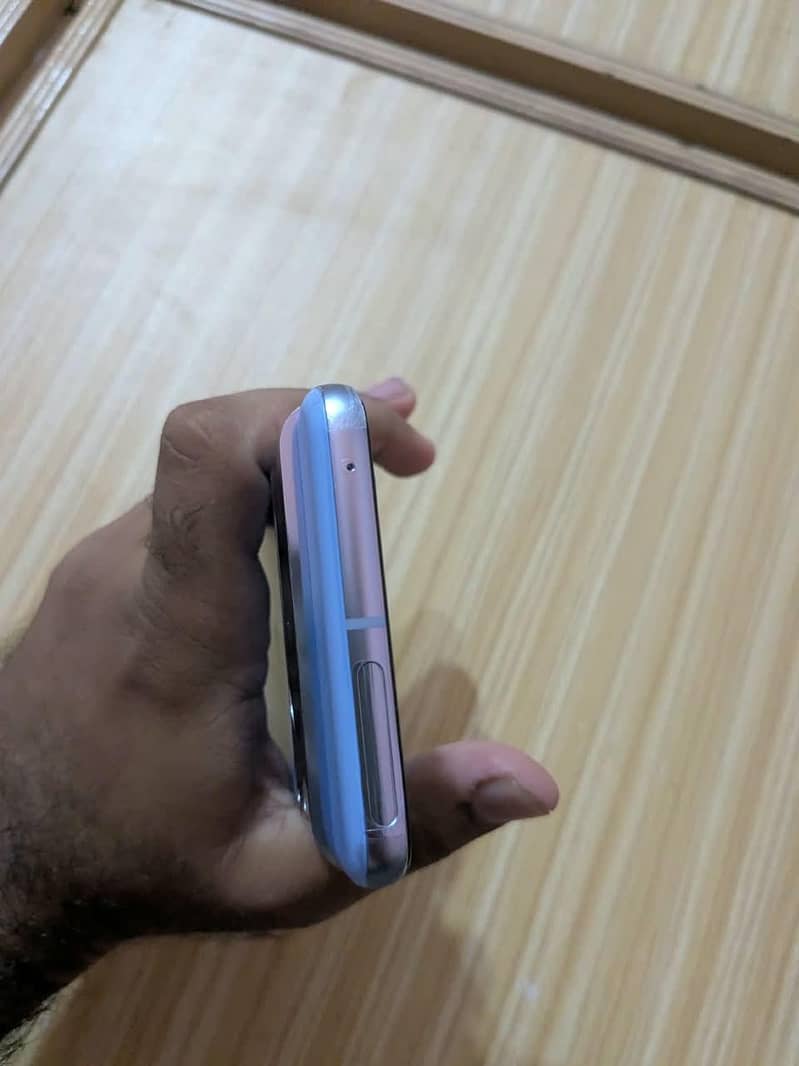 Google Pixel 8 Pro 3