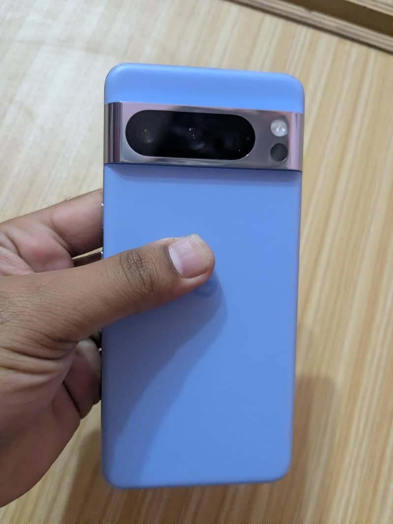 Google Pixel 8 Pro 4