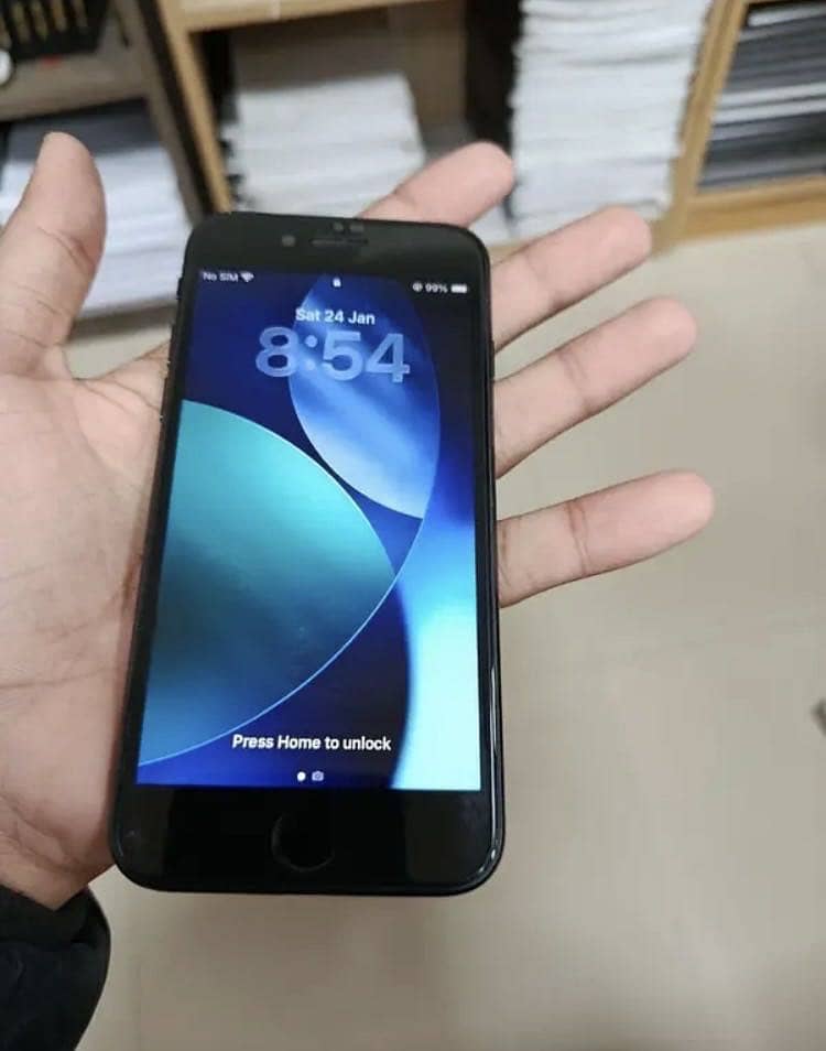 Apple iPhone SE 2022 5