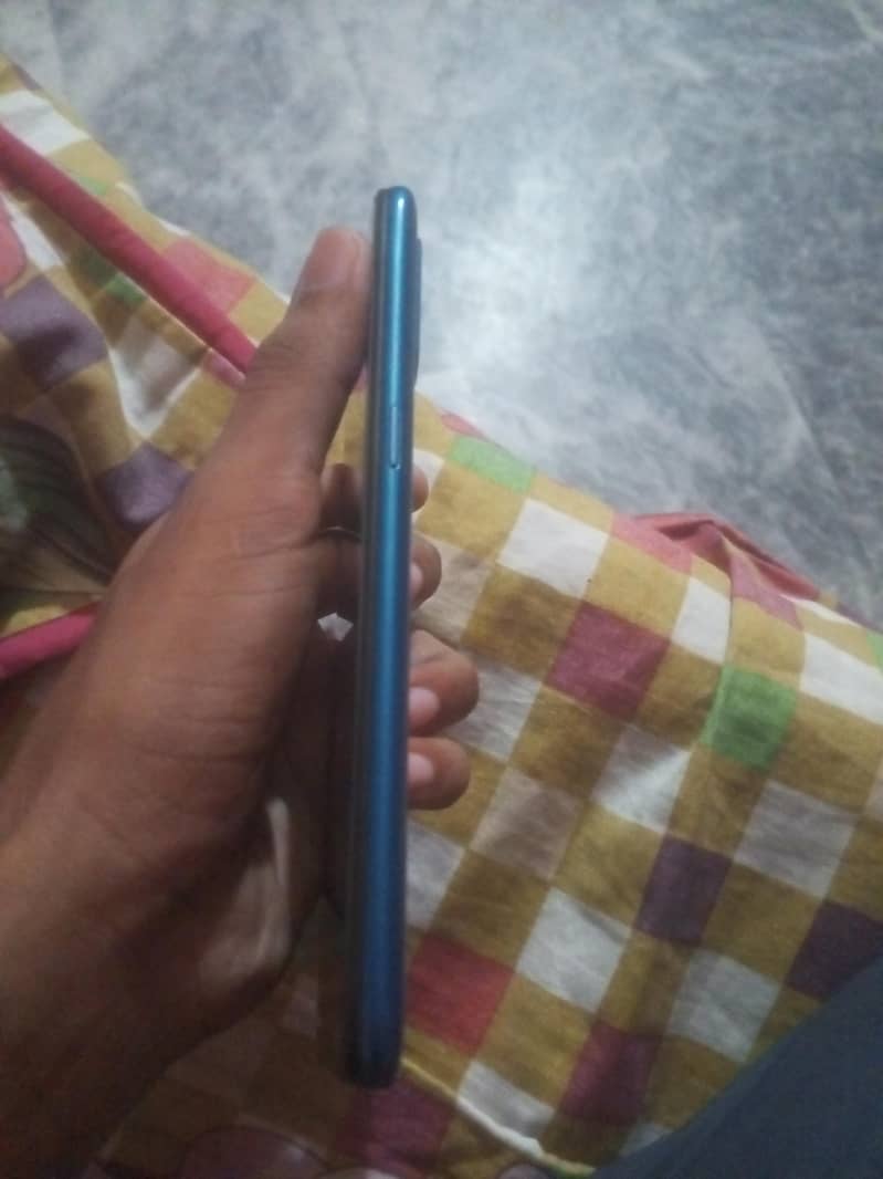 OPPO A31 3