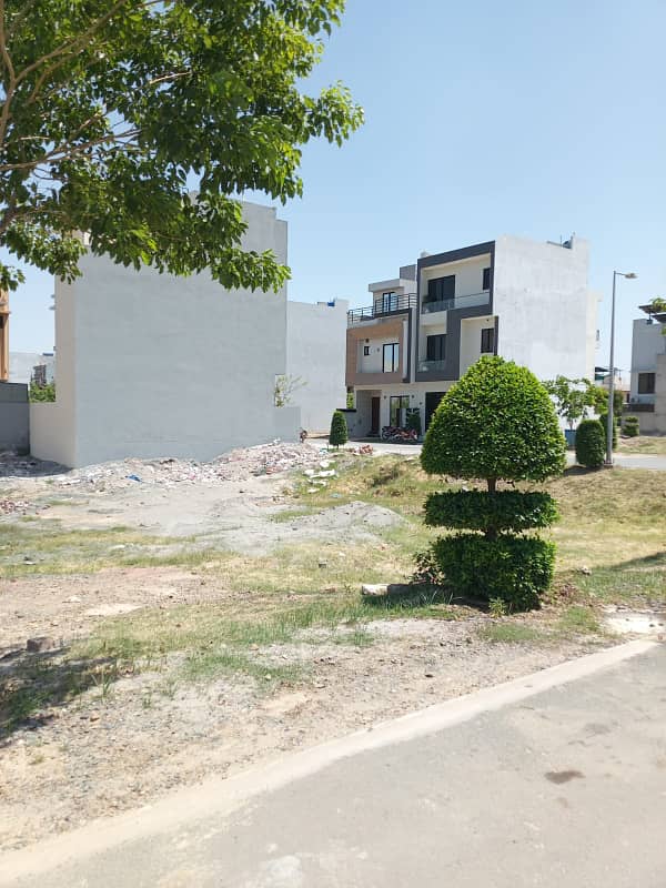 Side Park Facing Plot 3.67 Marla. Construction Services Also Available 10
