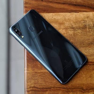 Samsung Mobile A30