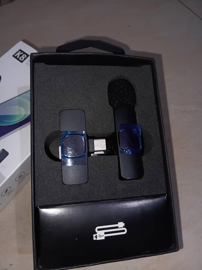 Microphone 0