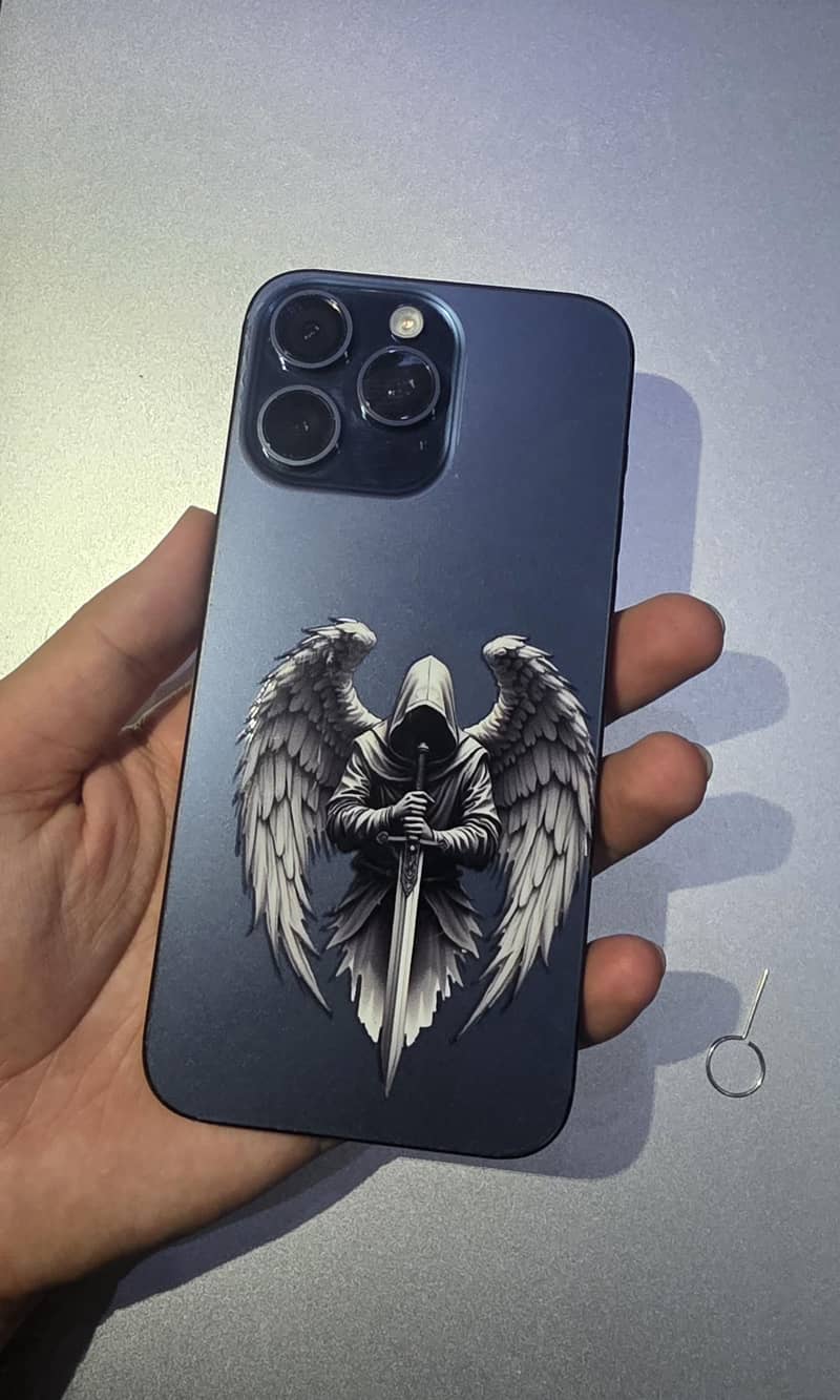 Apple iPhone 15 Pro Max 1