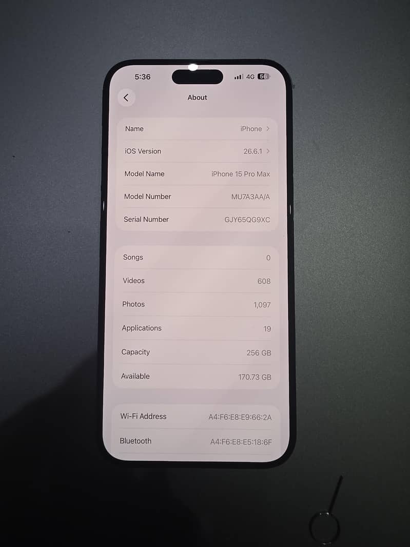 Apple iPhone 15 Pro Max 6