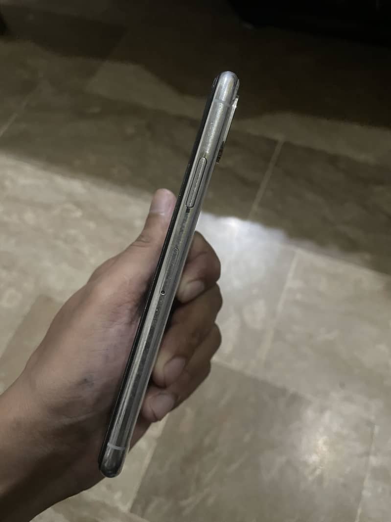 iPhone X 1