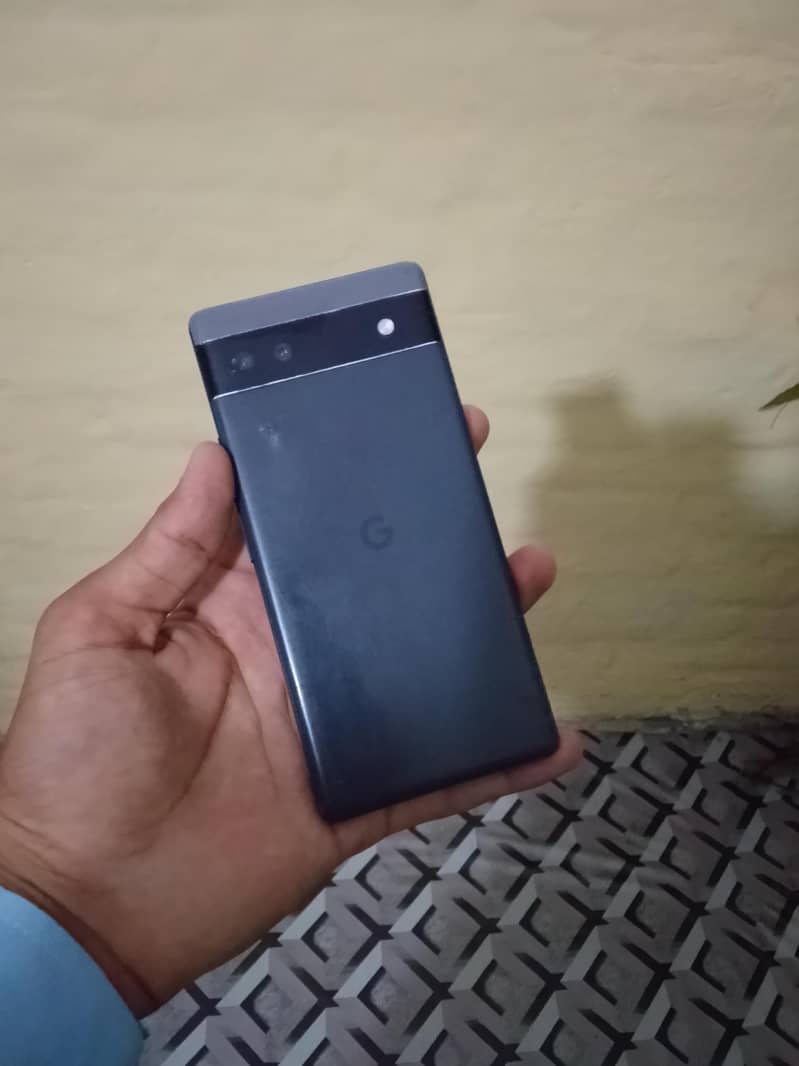 Google Pixel 6a 1