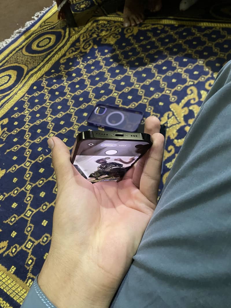 Apple iPhone 14 Pro 2