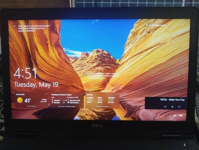 Dell latitude 5580 8GB DDR4 Corei5 6th generation 256gb NVME