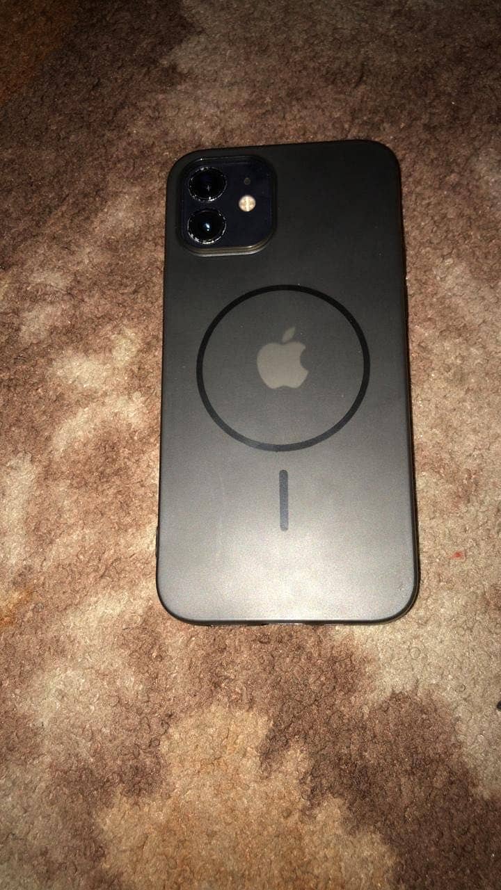 iPhone 12 2