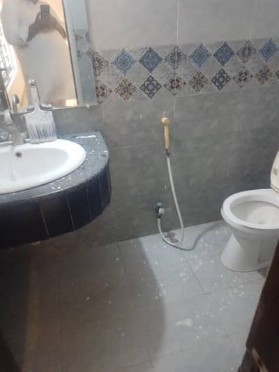 G-13/1 ground portion for rent 4marla
