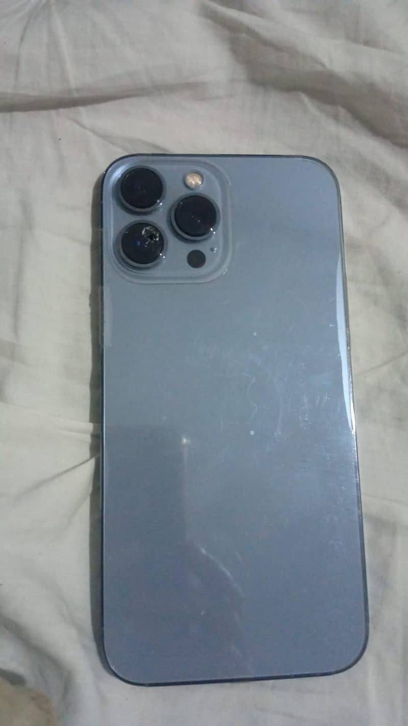 Apple iPhone 13 Pro Max 1