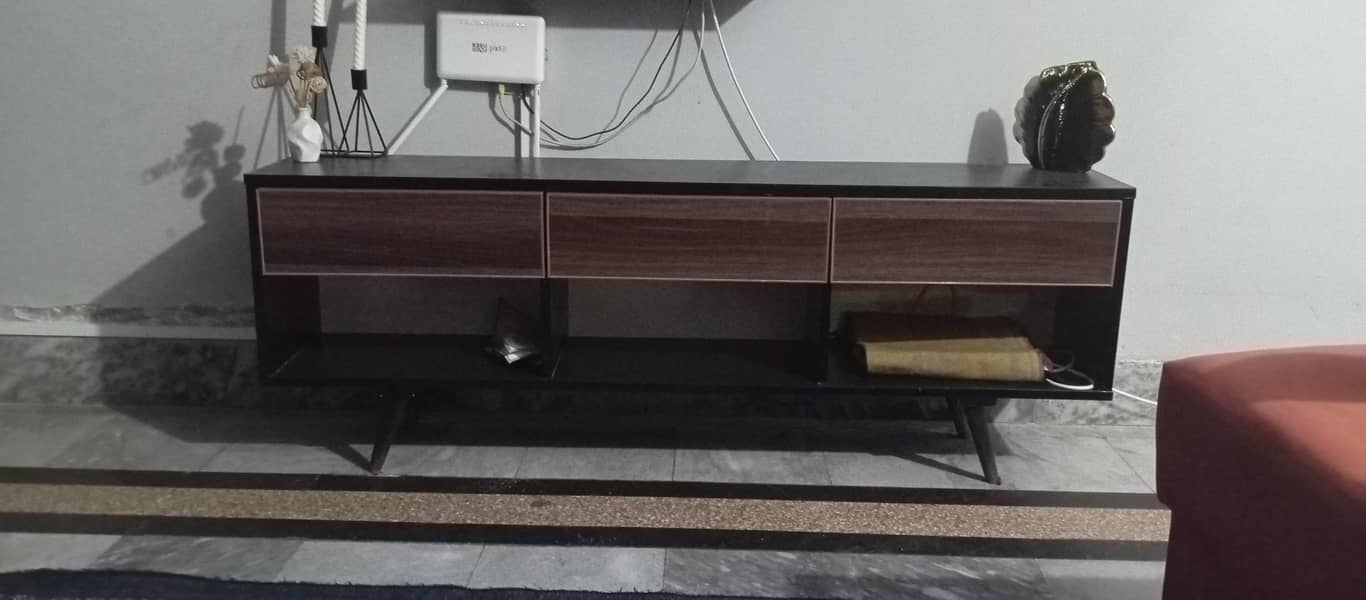 Console tables 1