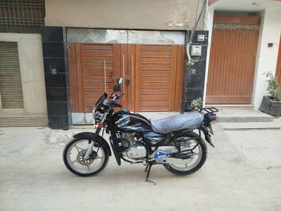 Suzuki GS SE 2018#0/3/1/7/0/0/2/4/6/2/9