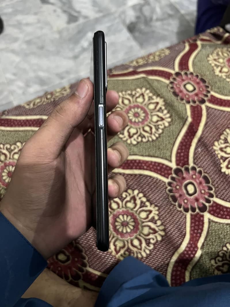 OPPO A76 5