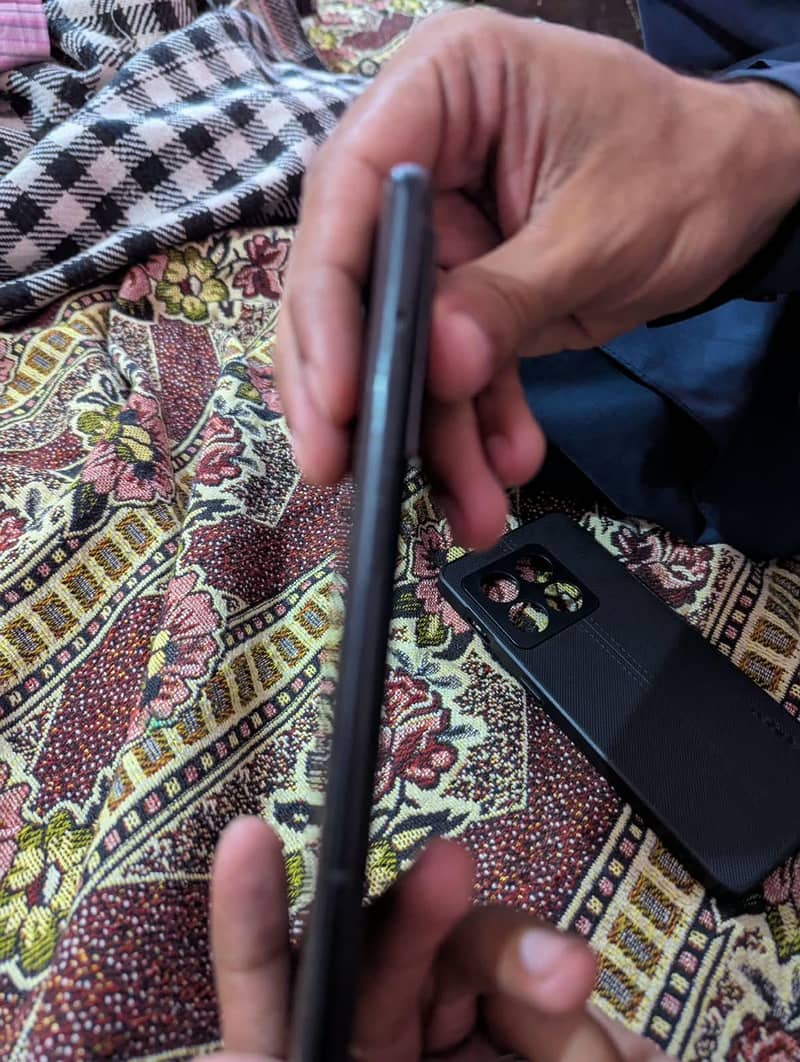 One Plus 10 Pro 5